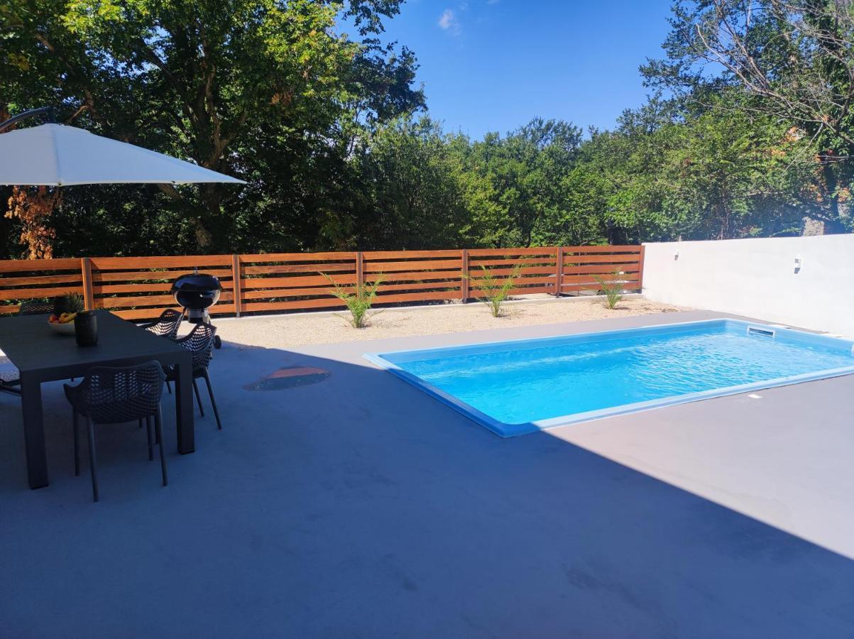 Holiday home Kuca Za Odmor Adriatica Antovo